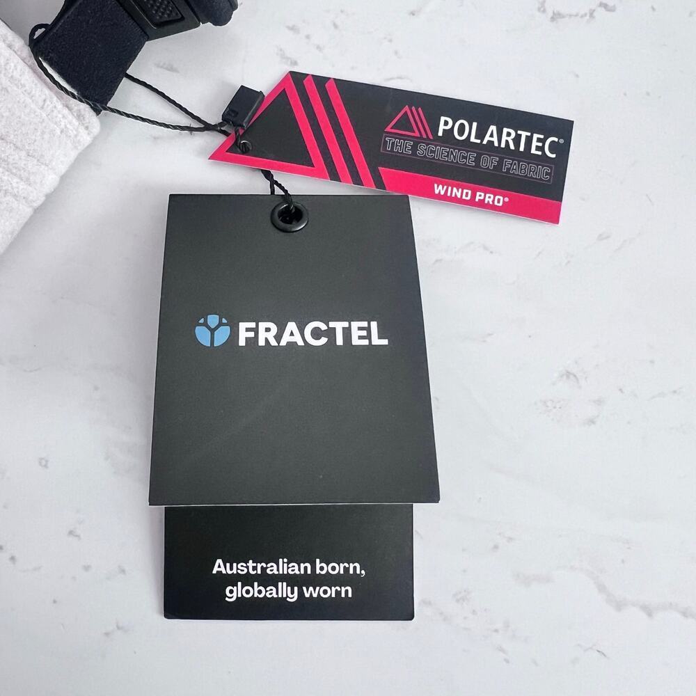FRACTEL AUSTRALIAN PERFORMANCE POLARTEC RUNNING M-SERIES PEANO HAT  CAP NWT - Picture 9 of 11